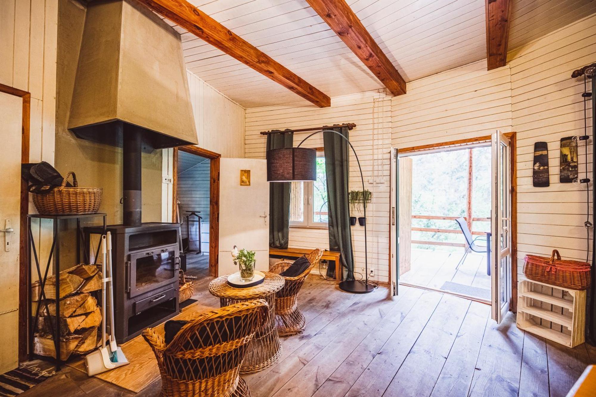 Cozy Nature Retreat With Patio Fireplace Garden Maciejowice Экстерьер фото