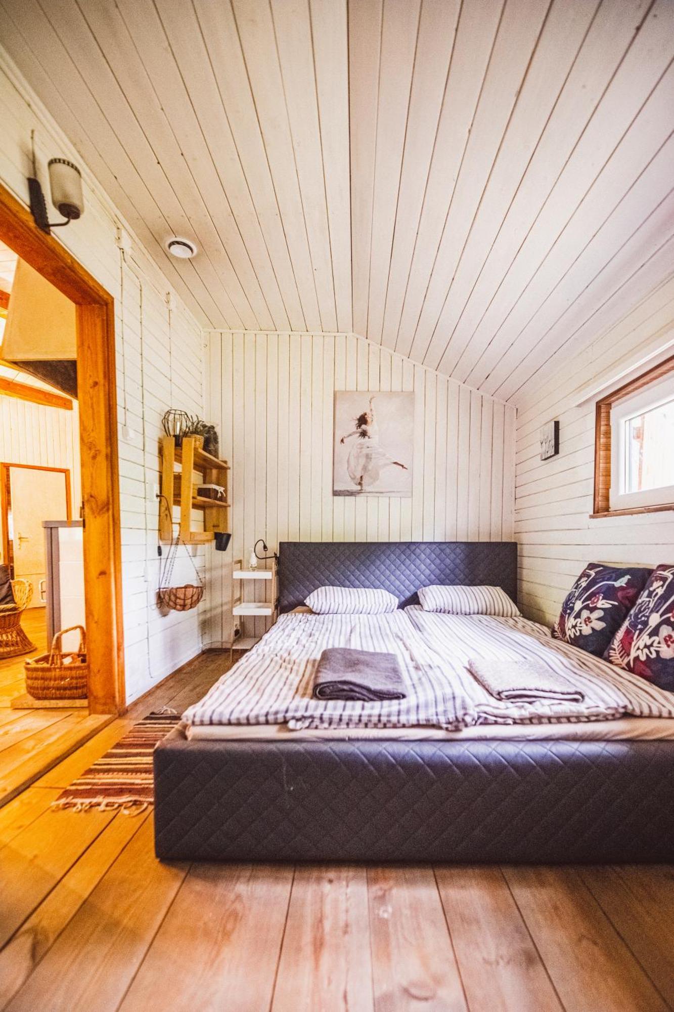 Cozy Nature Retreat With Patio Fireplace Garden Maciejowice Экстерьер фото